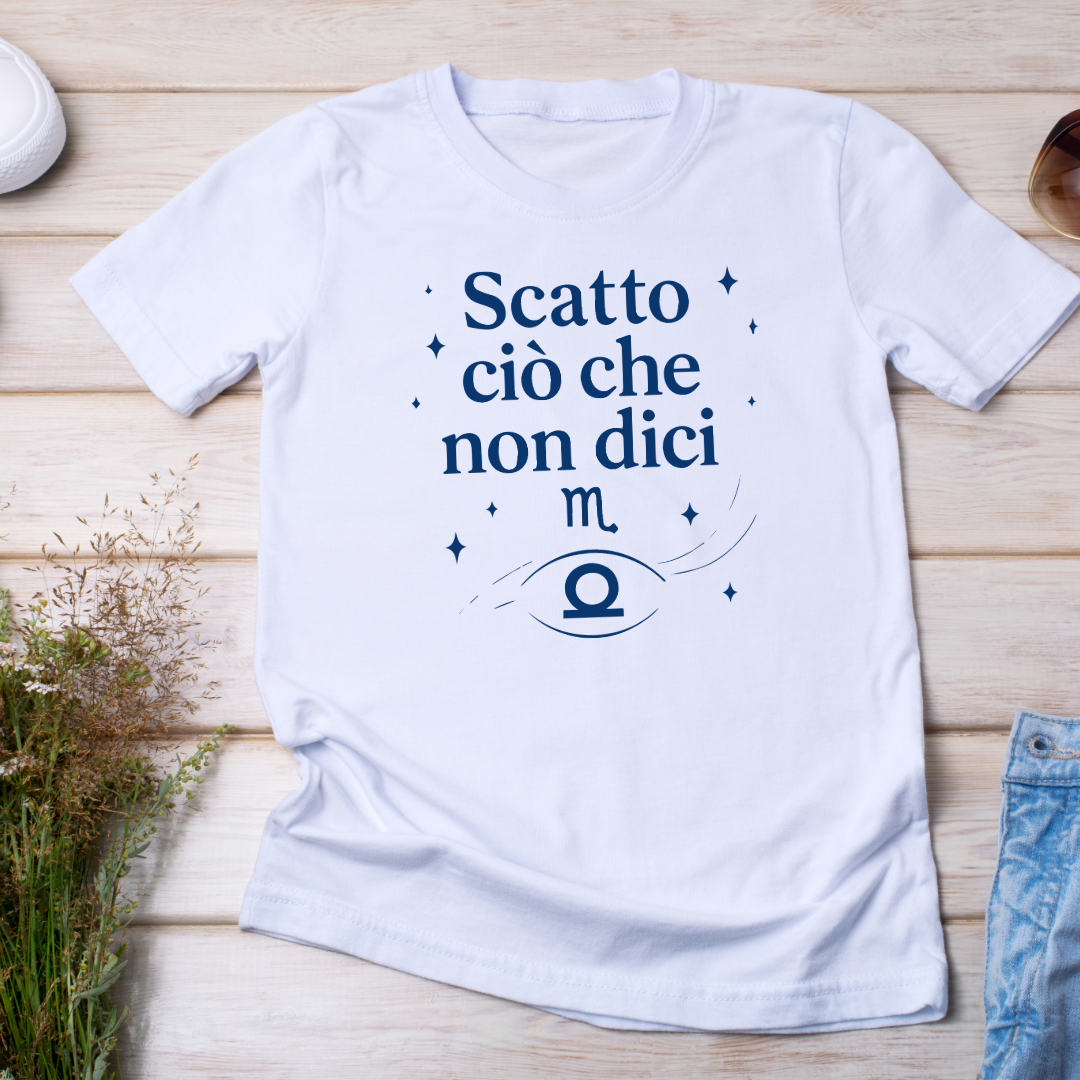 T-shirt maniche corte Collezione Zodiac & Scatta "Scorpione - Scatto ciò che non dici" donna