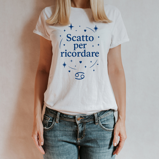 "Run &amp; Shoot - The Analog Adventure 🎞️📸" Unisex Short Sleeve T-Shirt
