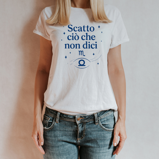 "Run &amp; Shoot - The Analog Adventure 🎞️📸" Unisex Short Sleeve T-Shirt